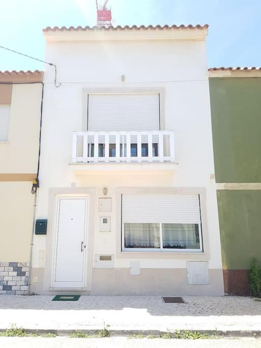 Casa De Praia Acolhedora/ Cosy Beach House Marinha das Ondas Eksteriør billede